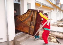 Stěhování pianin, trezorů a předmětů do 500kg
